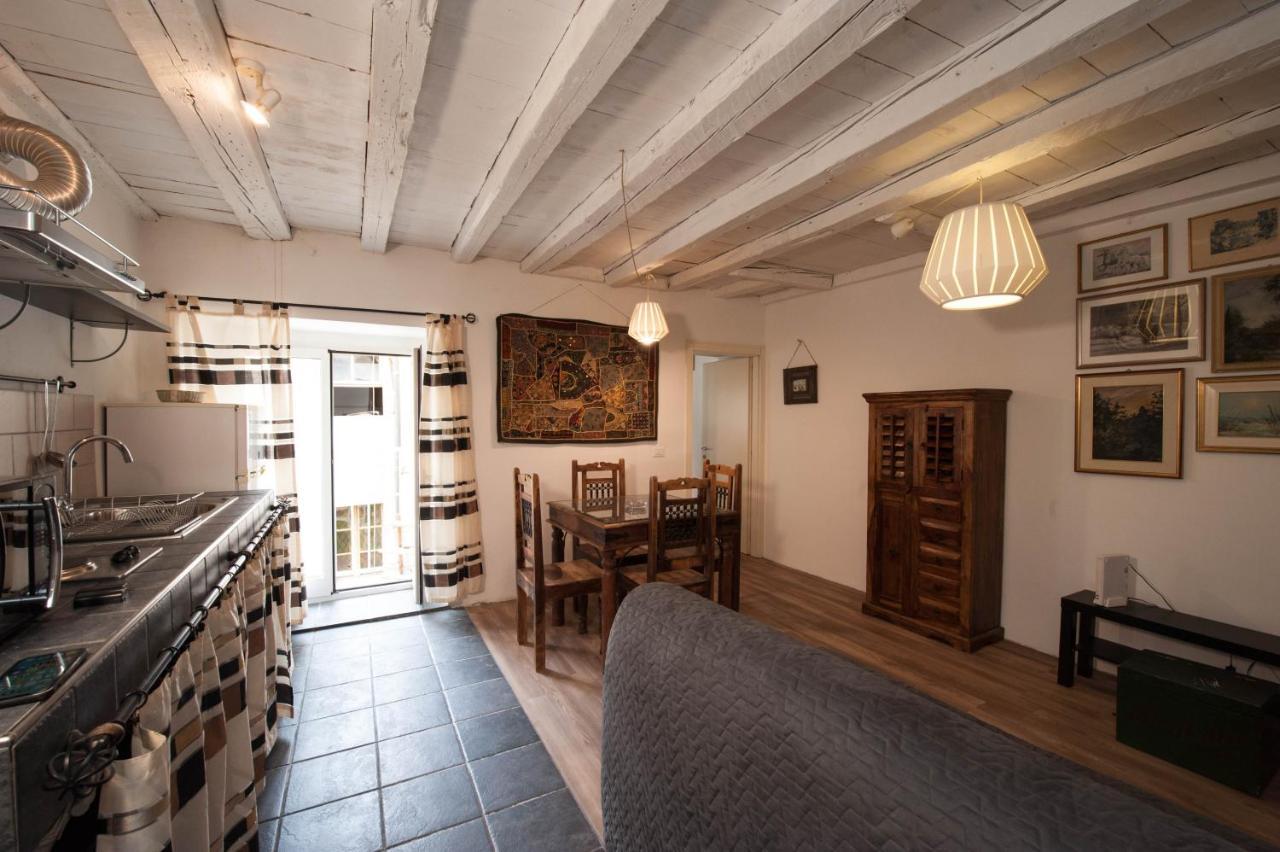 Serravallo'S Apartments Big Триест Экстерьер фото